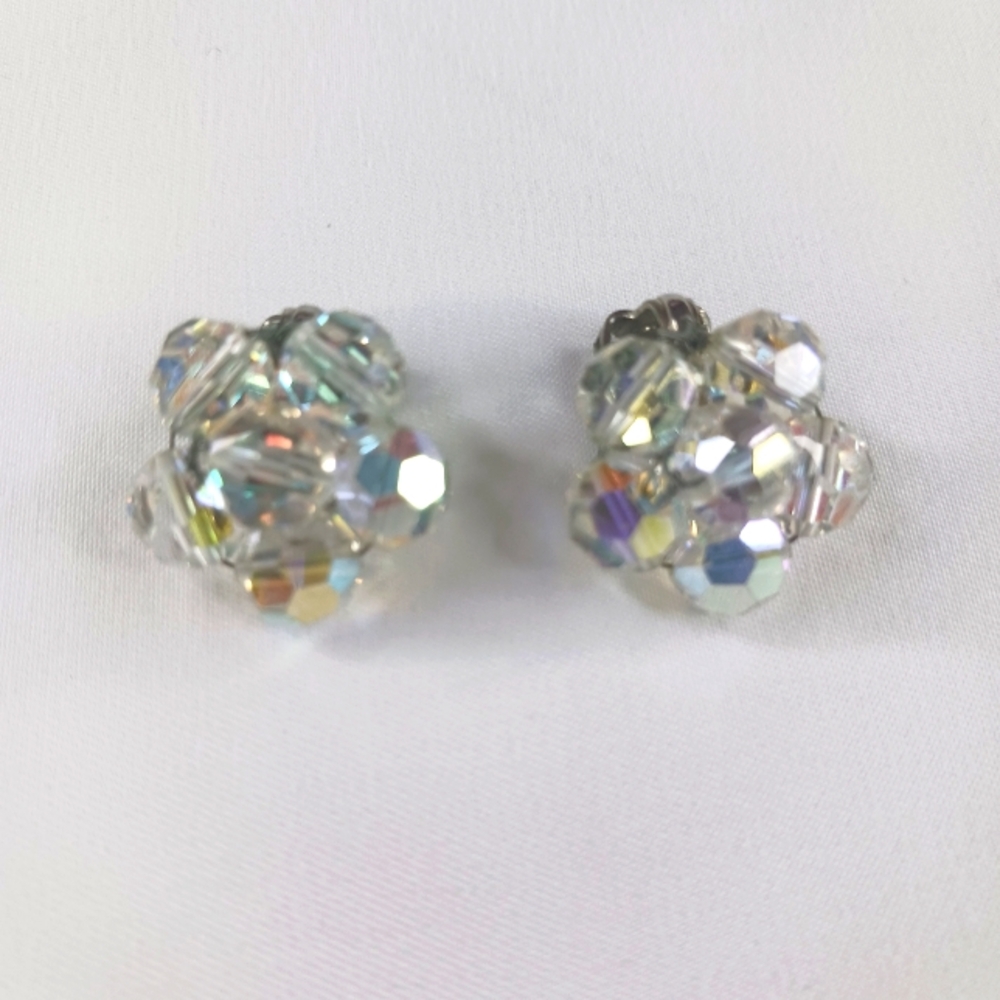 Vintage Aurora Borealis Flower Cluster Clip On Earrings.